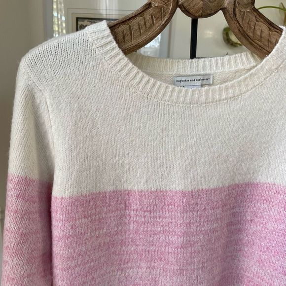 Cupcakes and Cashmere Sweater Pink Ombre Color Block Soft L - Picture 2 of 6